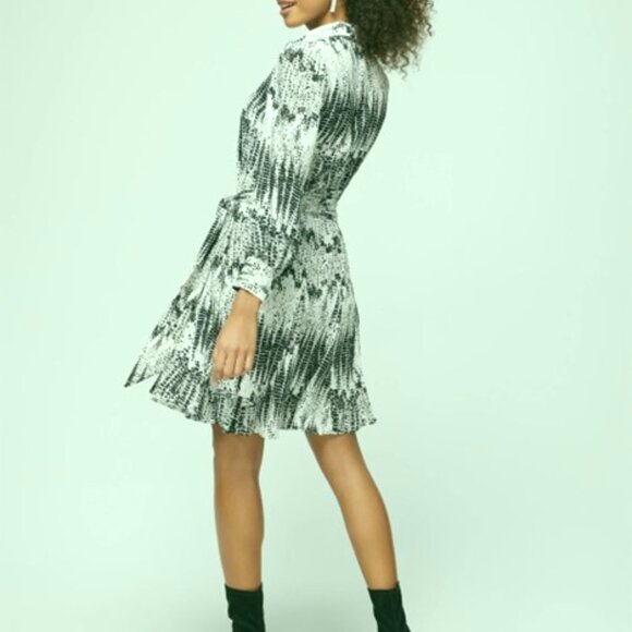 White House/Black Market Godet Long-Sleeved Shirt Dress-Size 6-NWT - Picture 3 of 14